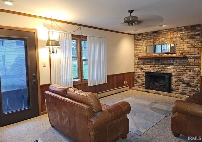 Building Photo - 2907 Greenbriar Dr