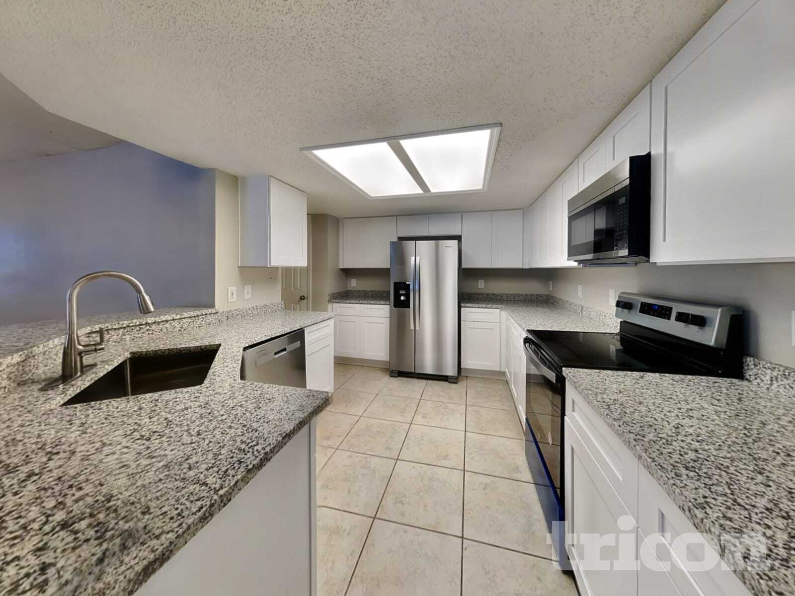 Building Photo - 7029 Symmes Rd