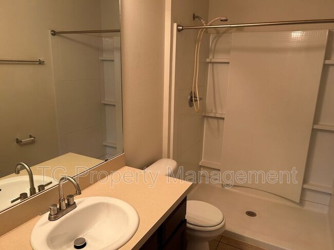 Building Photo - 13864 Herons Landing Way