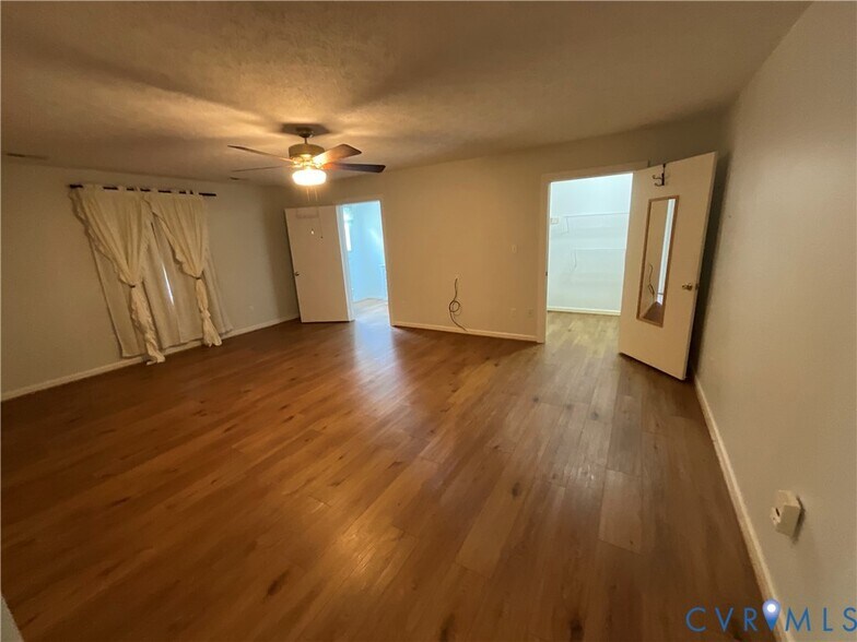 Building Photo - 17220 Royalton Rd