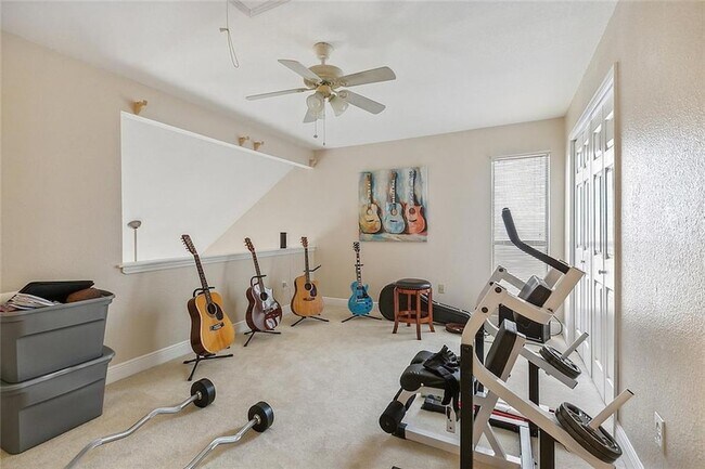 Building Photo - 239 Plimsol Ct