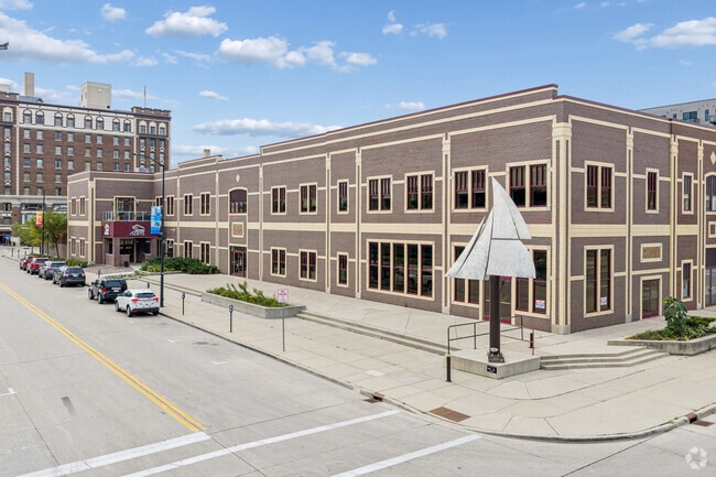 Building Photo - City Center Lofts (CCL)
