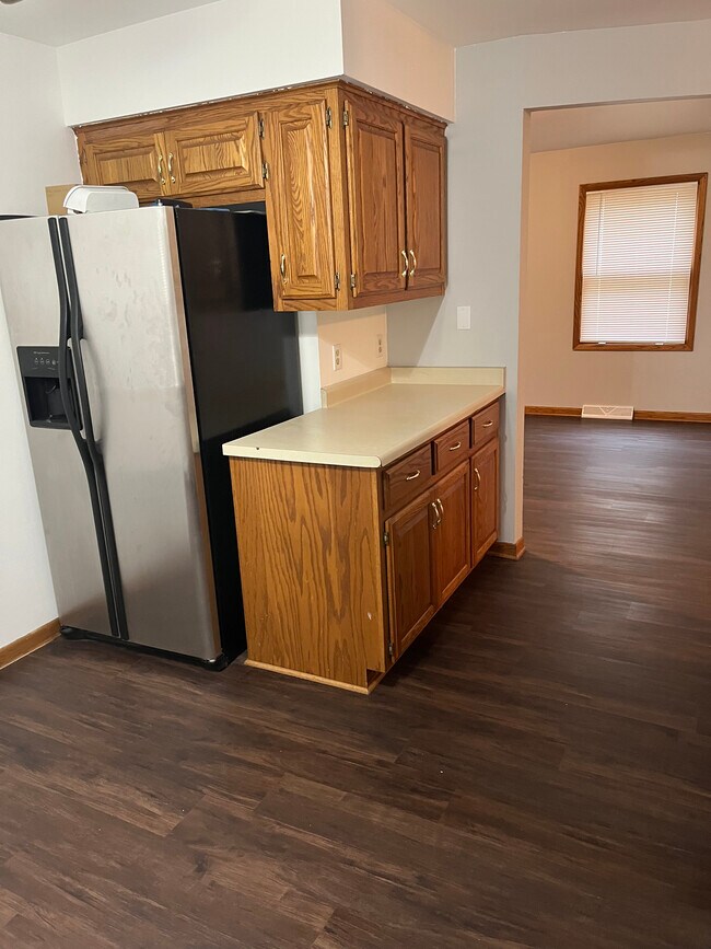 Kitchen - 7734 W Stevenson St