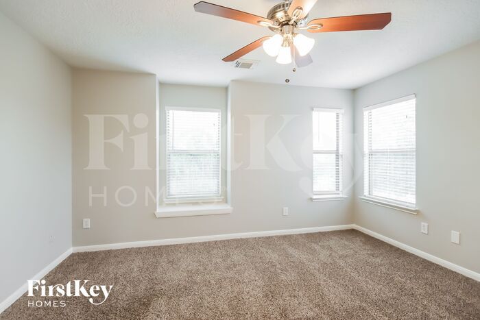 Building Photo - 3526 Fuller Bluff Dr