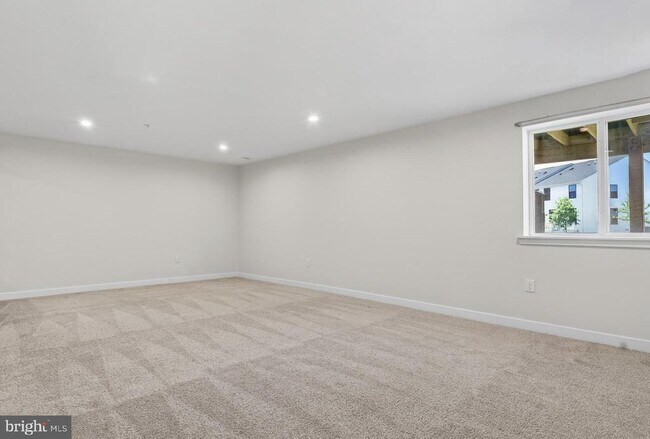 Building Photo - 8005 Milltown Cir