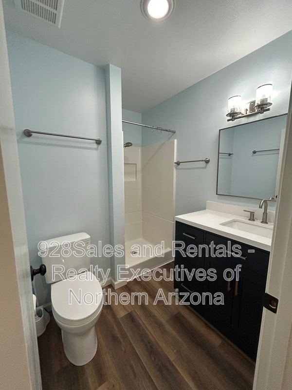 Building Photo - 3341 S Walkup Dr