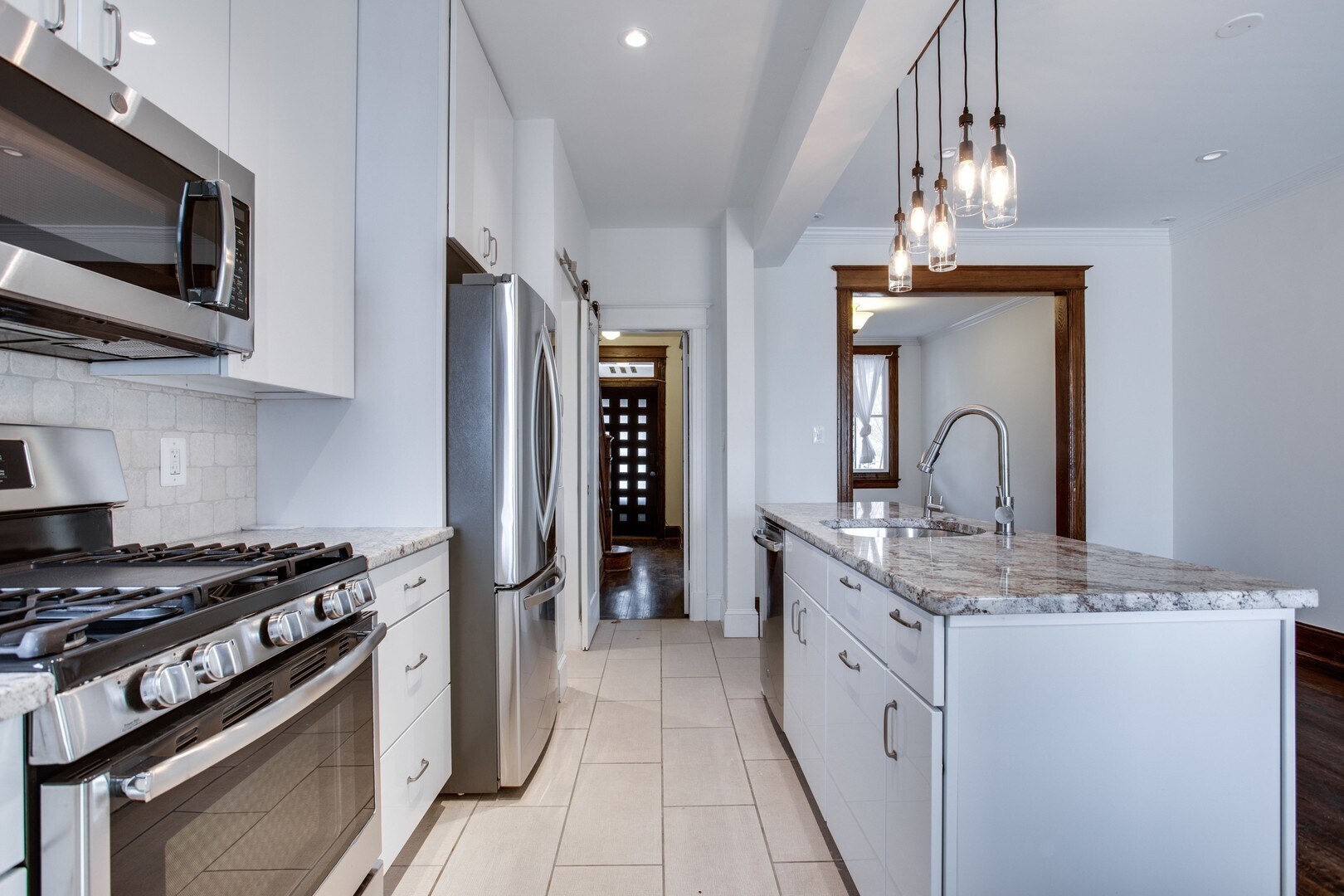 Kitchen - 702 Ingraham St NW