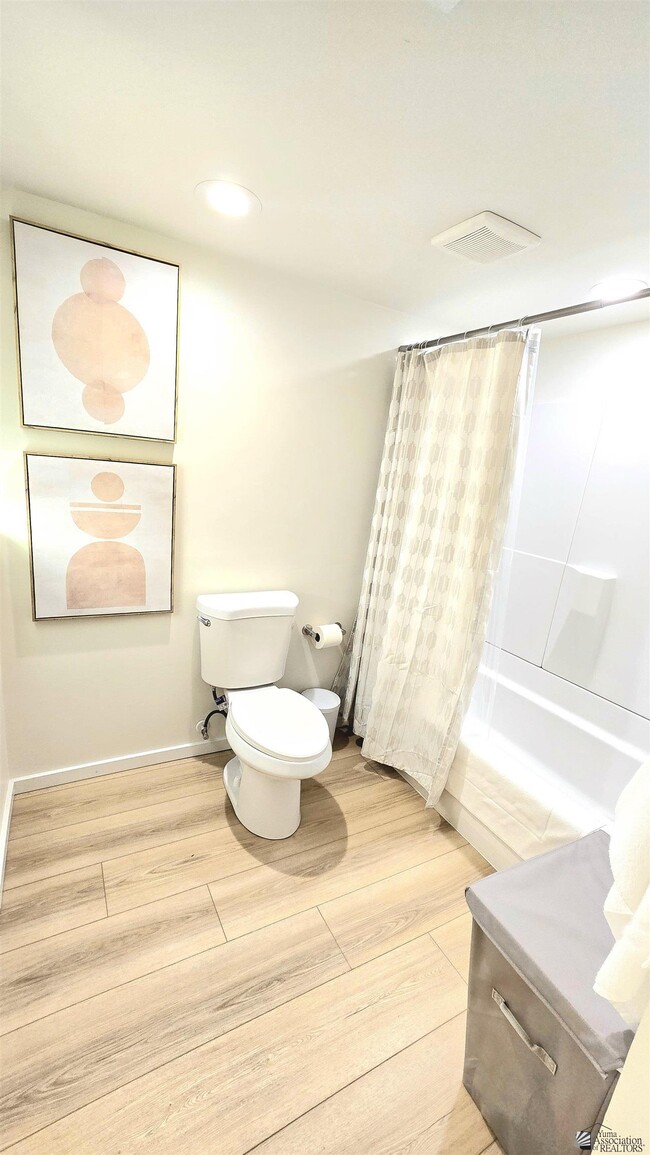 Building Photo - 2008 S 14th Ave