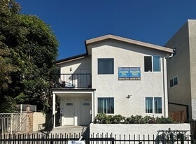 Building Photo - 123 1/2 E 88th St