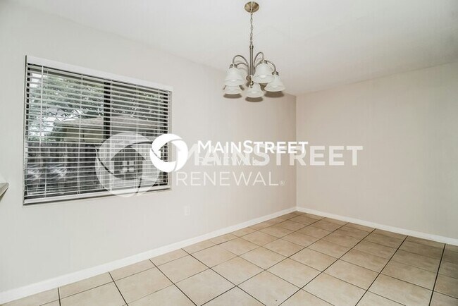 Building Photo - 4 Bedroom Pet-Friendly Home in Orlando, FL...