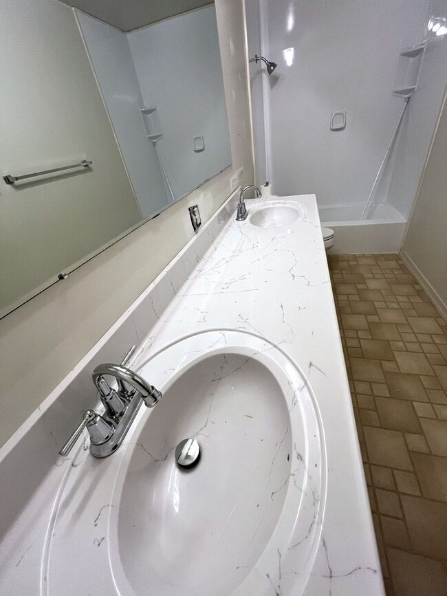 Building Photo - Beautifully Renovated Single-Family Ranch – 3 Beds, 2 Baths