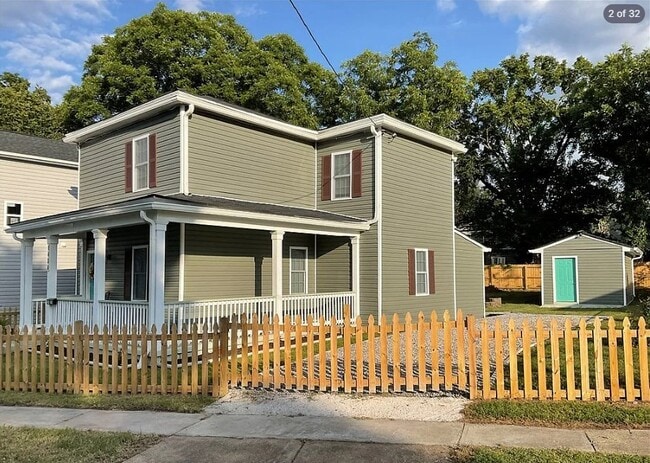 Building Photo - 1434 Oakdale Ave