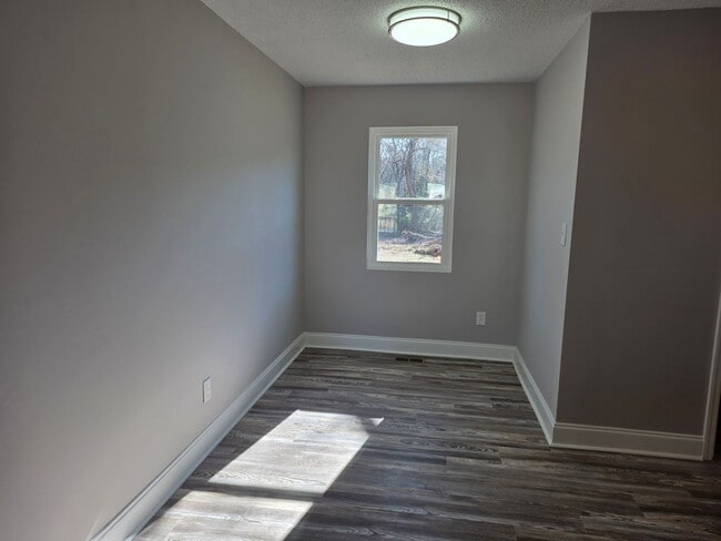 Building Photo - 6108 Ramsey Rd