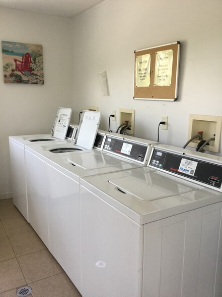 Laundry Room-sam floor - 1541 S Ocean Blvd