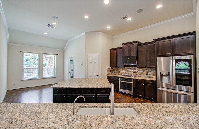 Building Photo - 28666 Pleasant Forest Dr
