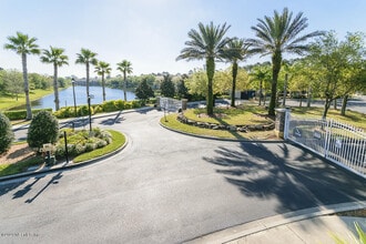 Building Photo - 13843 Herons Landing Way