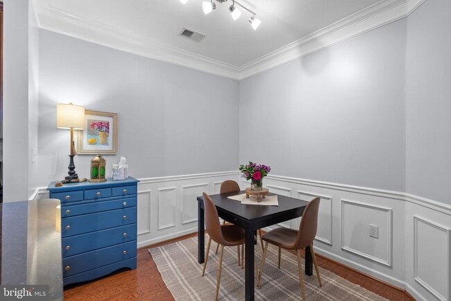 Building Photo - 508 Sunset View Terrace SE