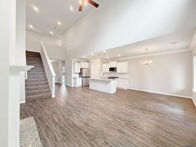 Building Photo - 4734 Malbec Ave