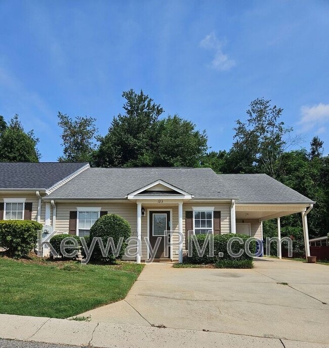 Building Photo - 123 Portofino Ln SW