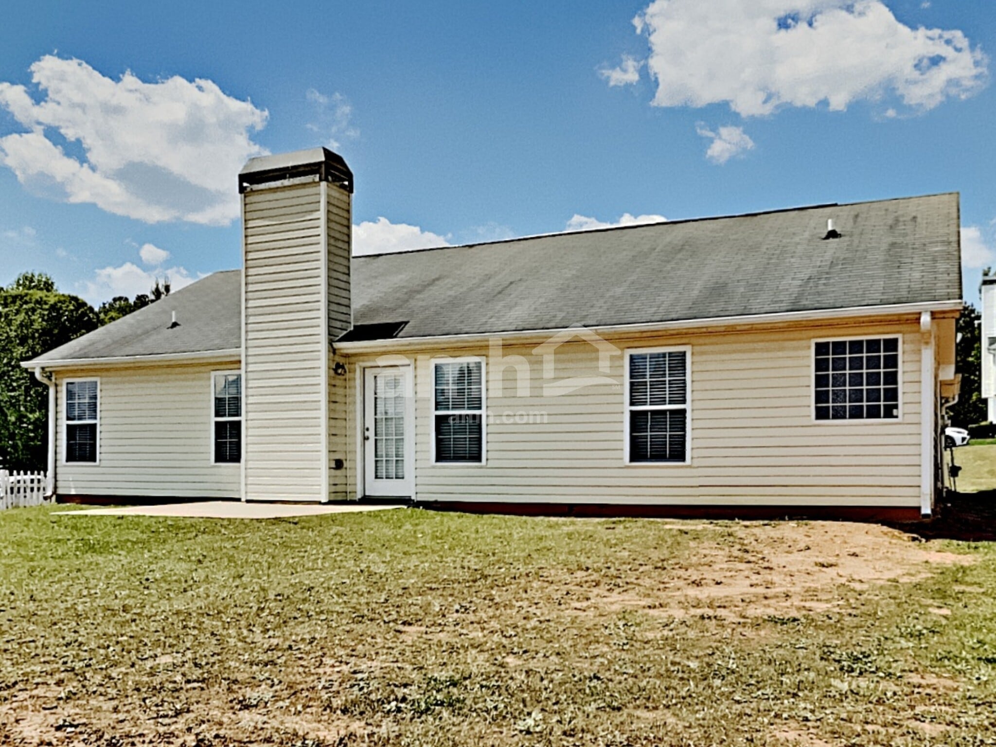 Building Photo - 6078 Lancelot Ln