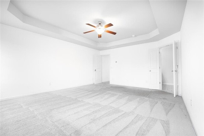 Building Photo - 7095 Gladstone Cir