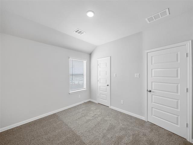 Building Photo - 3049 Elmwood St