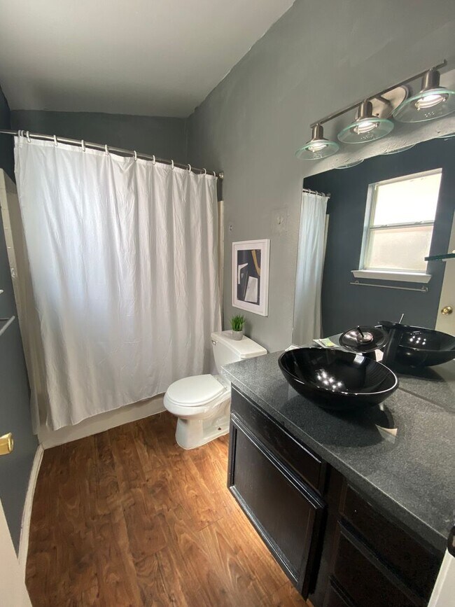 Building Photo - Eastside home for rent in The Tierras