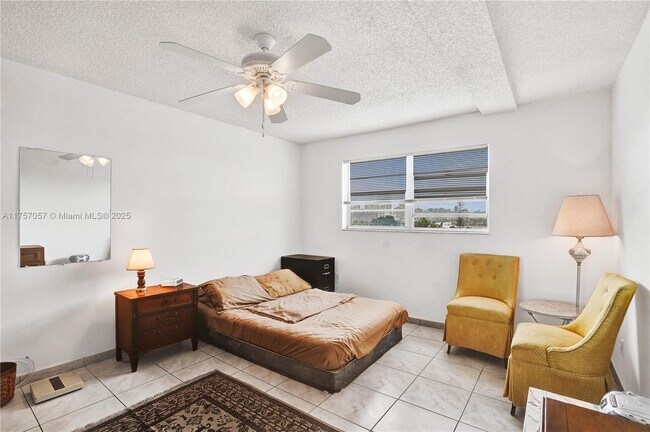 Building Photo - 7150 Indian Creek Dr