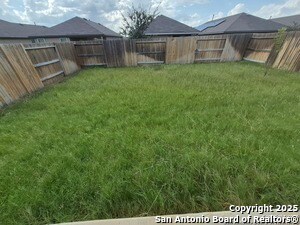 Building Photo - 156 Middle Grn Lp