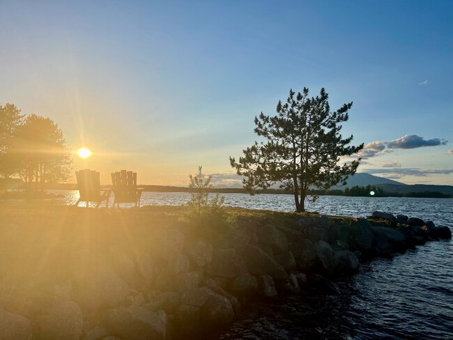 Building Photo - 109 Main St