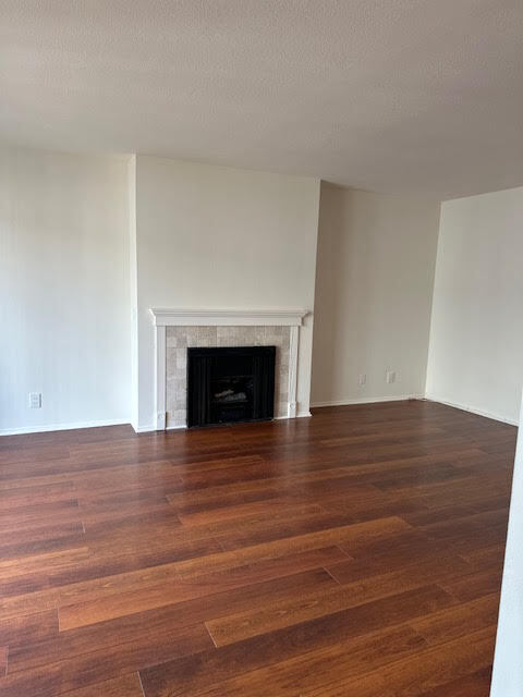 Living Room - 4370 Troost Ave