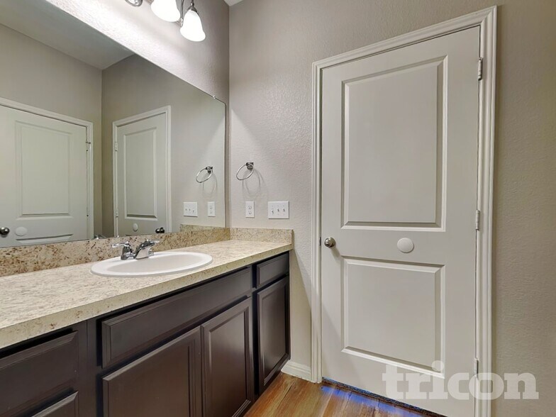 Building Photo - 871 Bunton Reserve Blvd