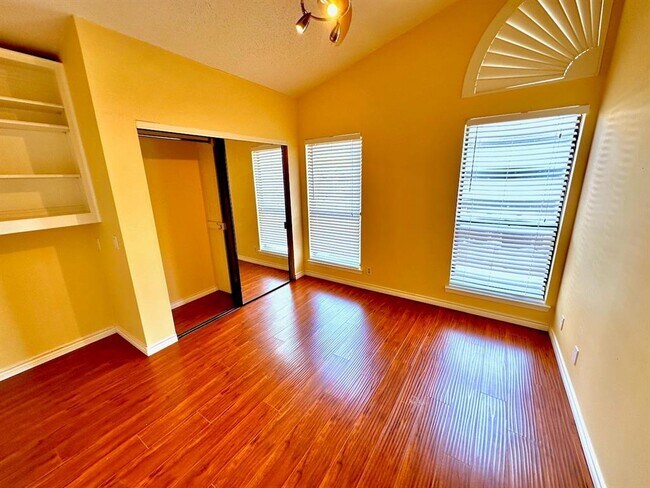 Building Photo - 2905 Swisher St