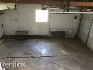 Building Photo - 3 br, 1.5 bath House - 19242 Mosher Rd