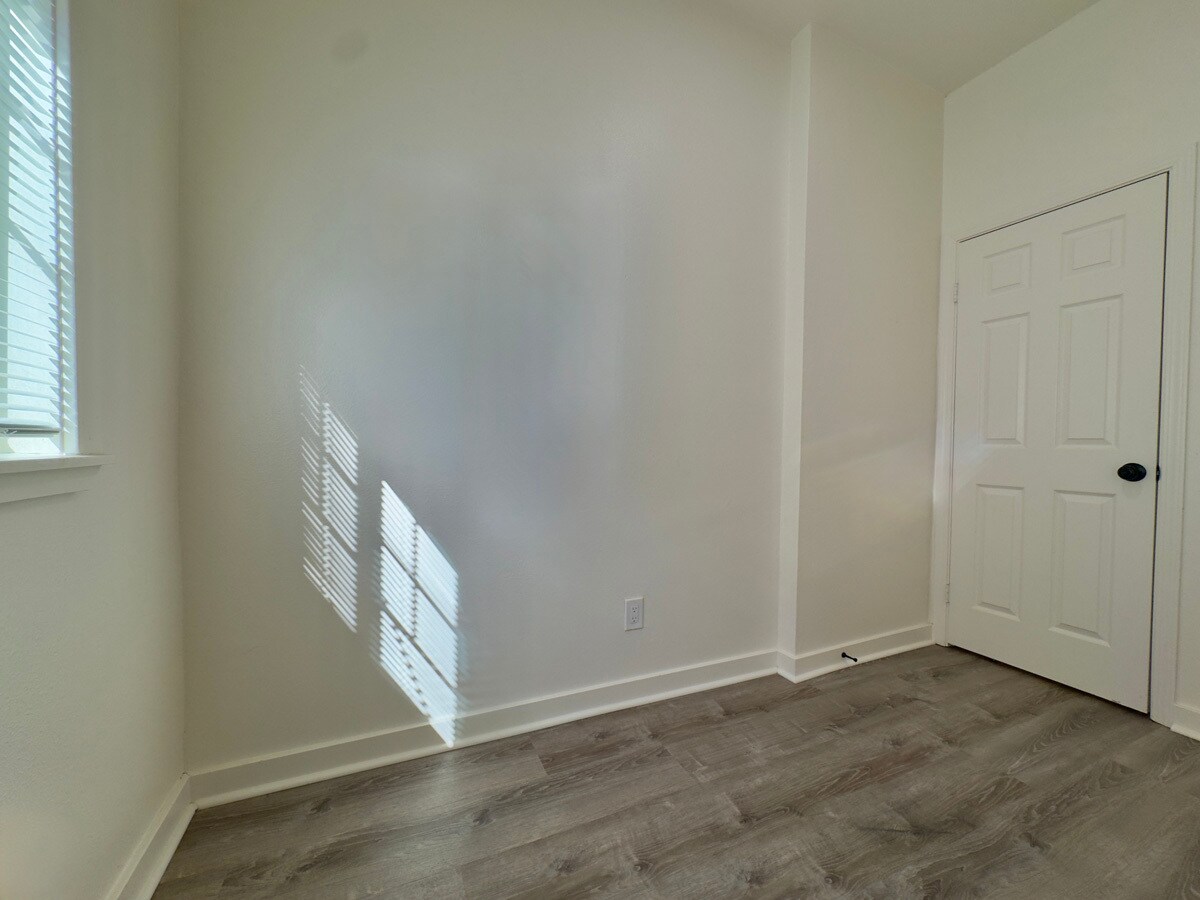 Building Photo - 3641 West St