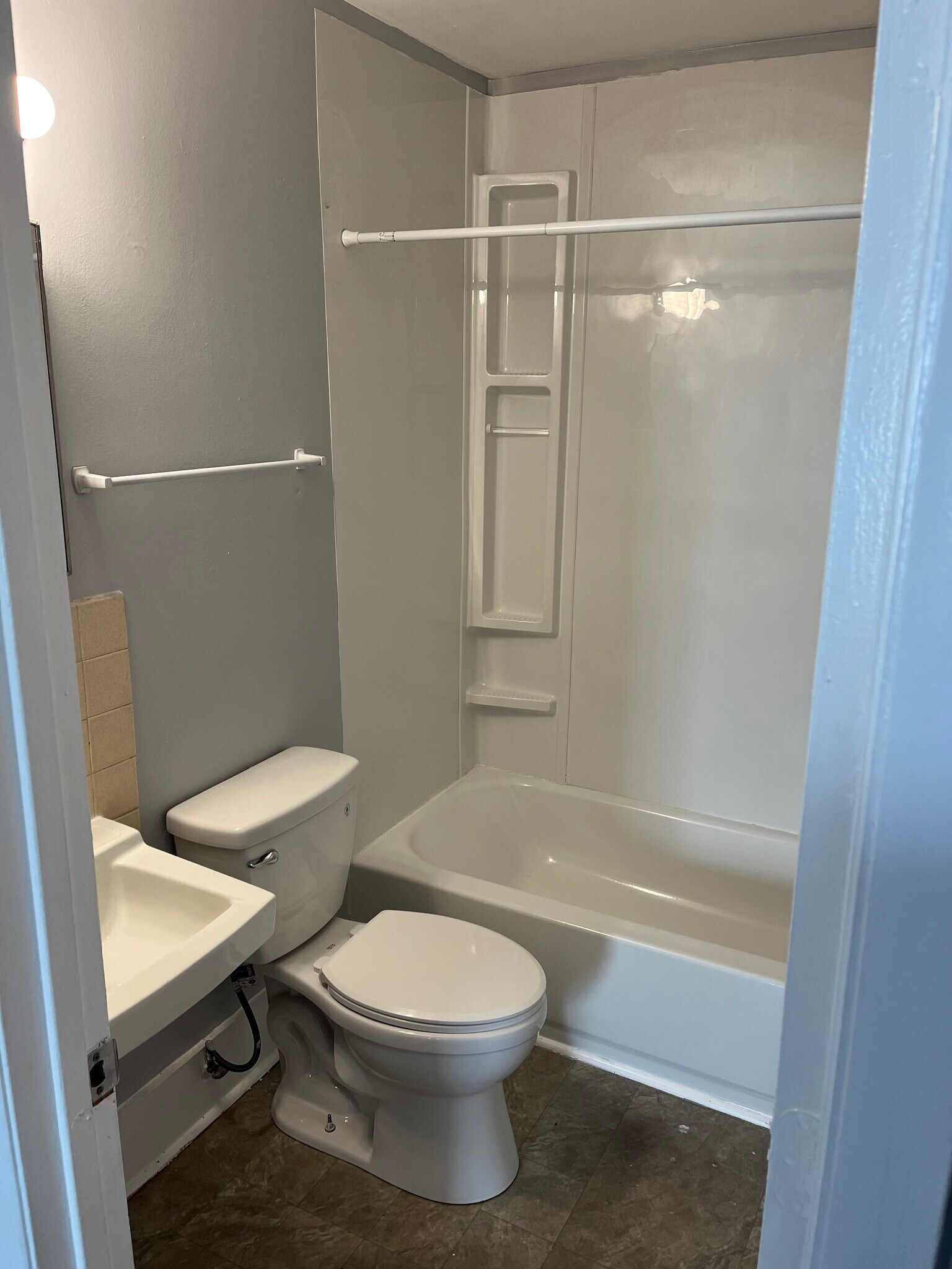 Building Photo - 1722 4th Ave N