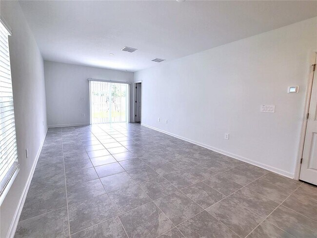 Building Photo - 1469 Deepwater Cir