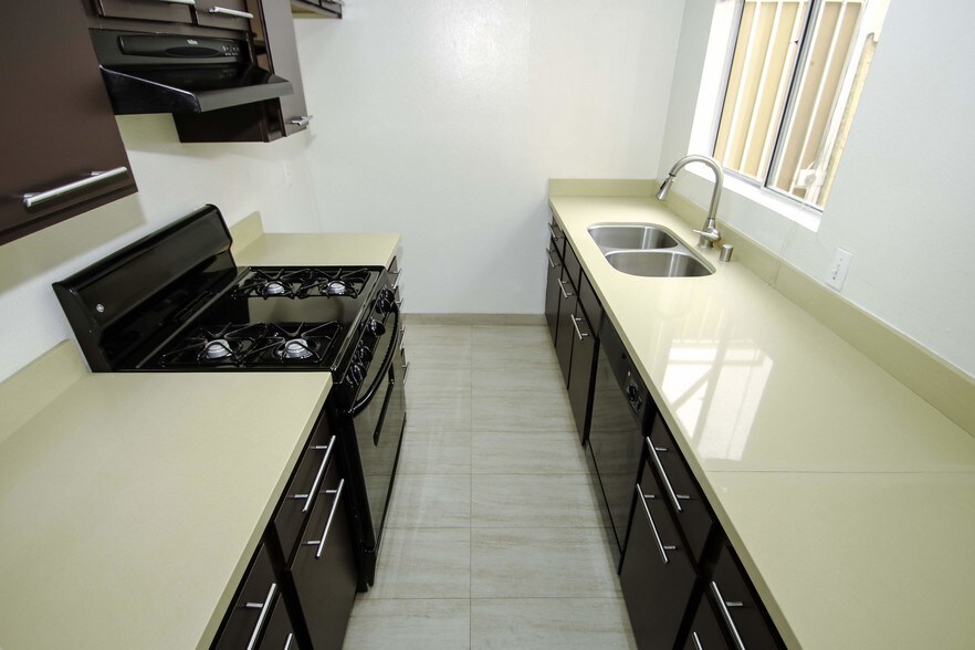Rodeo Apartments Los Angeles Ca Apartment Finder
