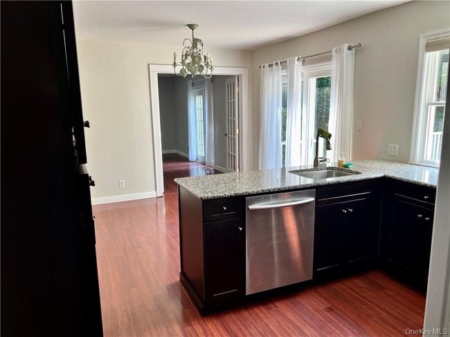 Building Photo - 46 Beechwood Rd