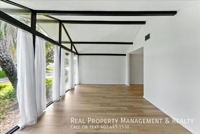 Building Photo - 2400 Deloraine Trail