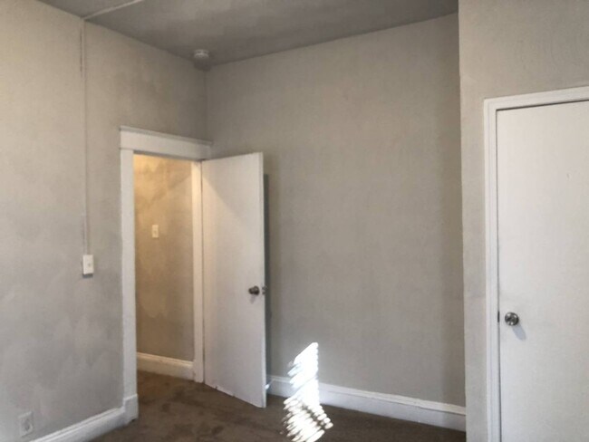 Building Photo - 28TH729-LM PM HOLD