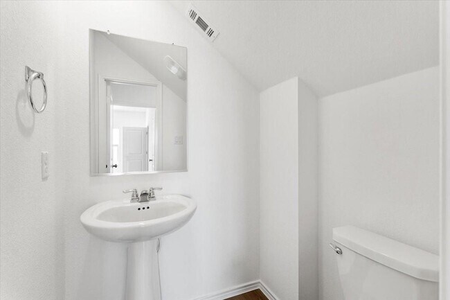 Building Photo - 1618 Marley