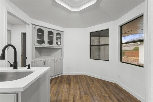 Building Photo - 1503 Bellflower Dr