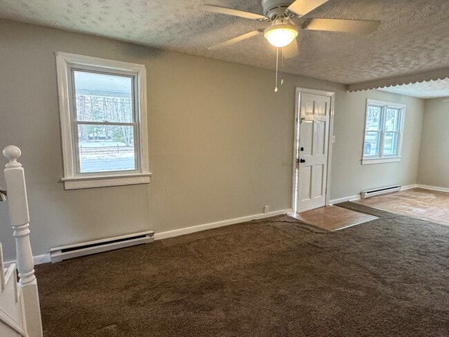 Building Photo - 16207 Lucia Dr