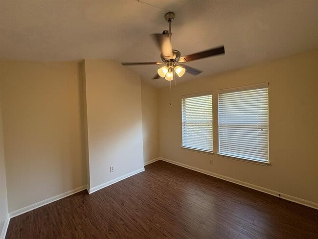 Building Photo - 1504 Cinnamon Path
