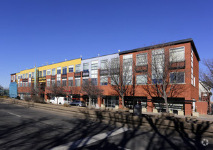 Building Photo - Florence Square