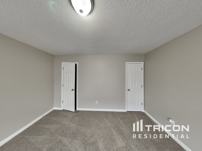 Building Photo - 413 Karli Ct