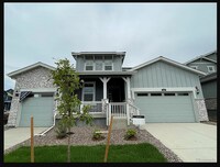 Building Photo - Beautiful Home with a In Law Suit