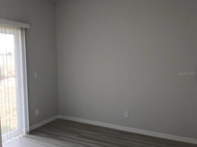 Building Photo - 1520 Las Villas Blvd