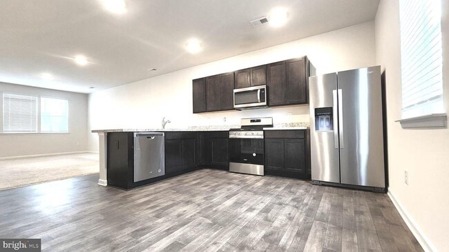 Building Photo - 517 Ridgely Blvd